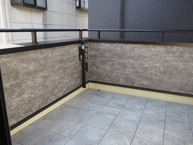 西久保町戸建のバルコニー