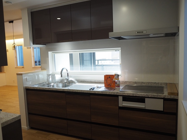 西久保町戸建のキッチン