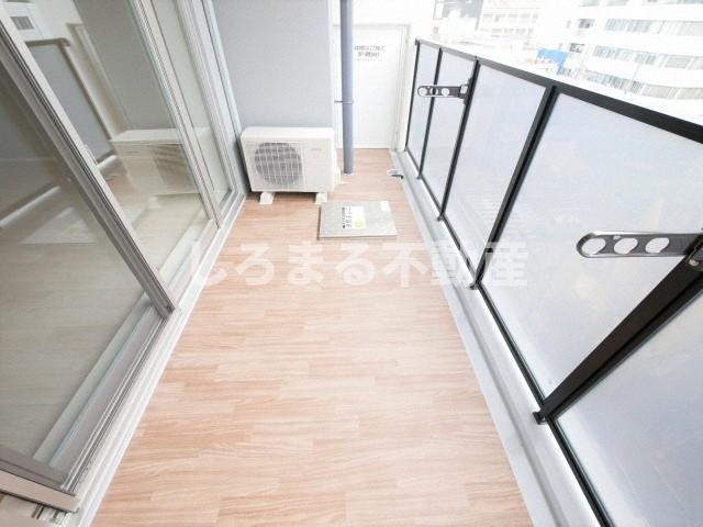 OPUS RESIDENCE SHINSAIBASHISOUTHのバルコニー