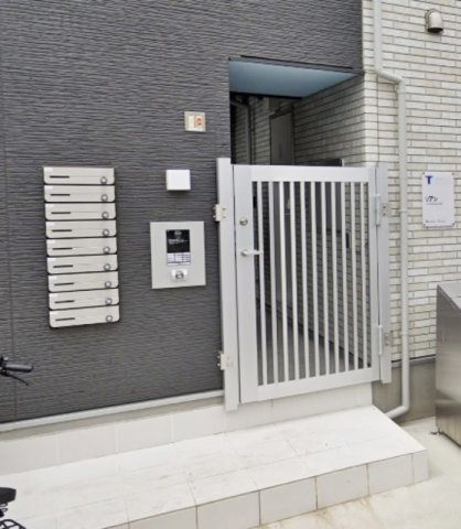 リアンのエントランス