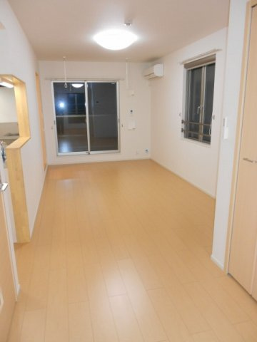 フローラルメゾン矢田の居間・リビング