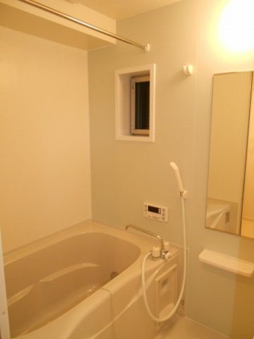 フローラルメゾン矢田の浴室