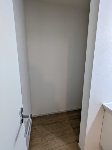 水戸市小吹町2期の収納|リネン庫にはタオルやお着替え、季節ものの寝具の保管スペースとして♪