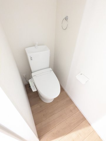 水戸市小吹町2期のトイレ|温水ウォシュレット付きトイレでゆっくりと快適なお一人時間を～