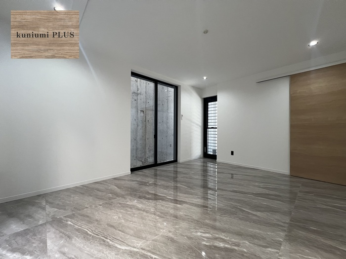 大阪市都島区毛馬町3丁目の洋室