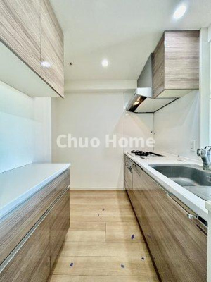 【キッチン】 | パレステージ浅草橋 | ワイドで収納豊富なシステムキッチン