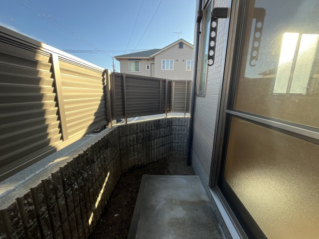 シャーメゾン南町ノ坪 D棟のバルコニー