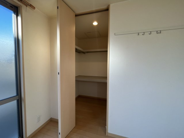 シャーメゾン南町ノ坪 D棟の収納