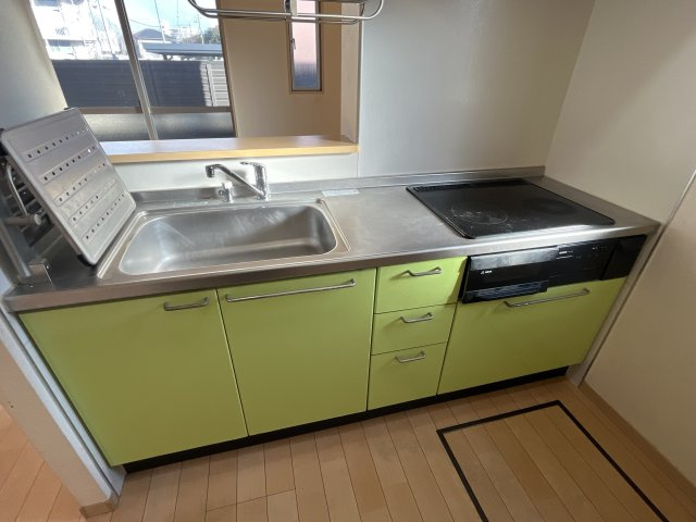 シャーメゾン南町ノ坪 D棟のキッチン