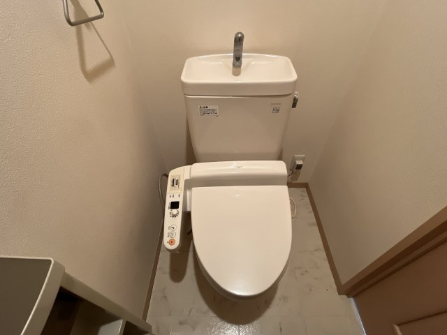 シャーメゾン南町ノ坪 D棟のトイレ
