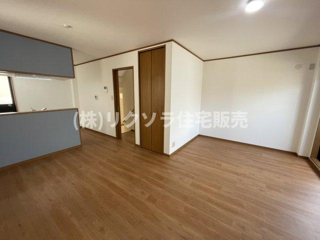 佐太中町7丁目　中古一戸建てのキッチン|LDK16.0帖
■物件内覧・資金計画相談・住宅ローン相談、リフォーム相談、お問合せ受付中■
※当日・翌日のご内覧、ご相談はお電話でのお問合せがスムーズです！