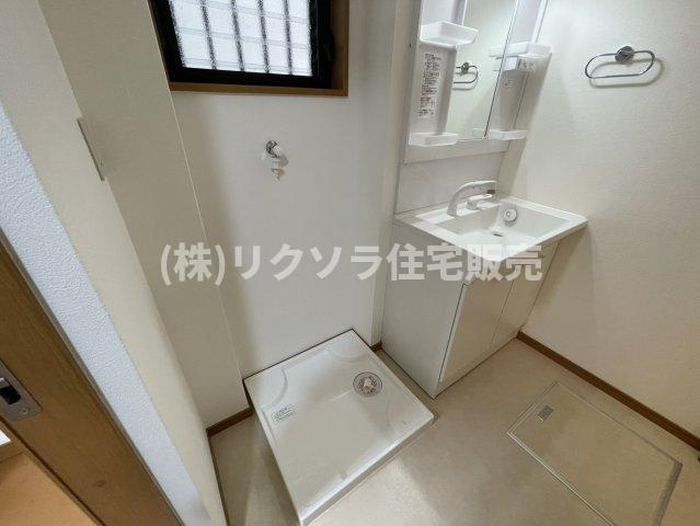 佐太中町7丁目　中古一戸建てのランドリースペース|ドラム式も設置可能
■物件内覧・資金計画相談・住宅ローン相談、リフォーム相談、お問合せ受付中■
※当日・翌日のご内覧、ご相談はお電話でのお問合せがスムーズです！
