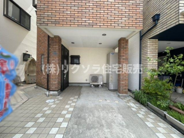 佐太中町7丁目　中古一戸建ての駐車場|■物件内覧・資金計画相談・住宅ローン相談、リフォーム相談、お問合せ受付中■
※当日・翌日のご内覧、ご相談はお電話でのお問合せがスムーズです！