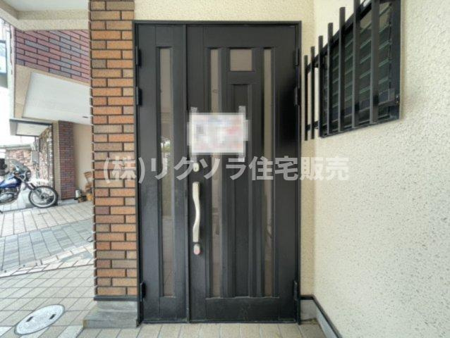 佐太中町7丁目　中古一戸建ての玄関|■物件内覧・資金計画相談・住宅ローン相談、リフォーム相談、お問合せ受付中■
※当日・翌日のご内覧、ご相談はお電話でのお問合せがスムーズです！