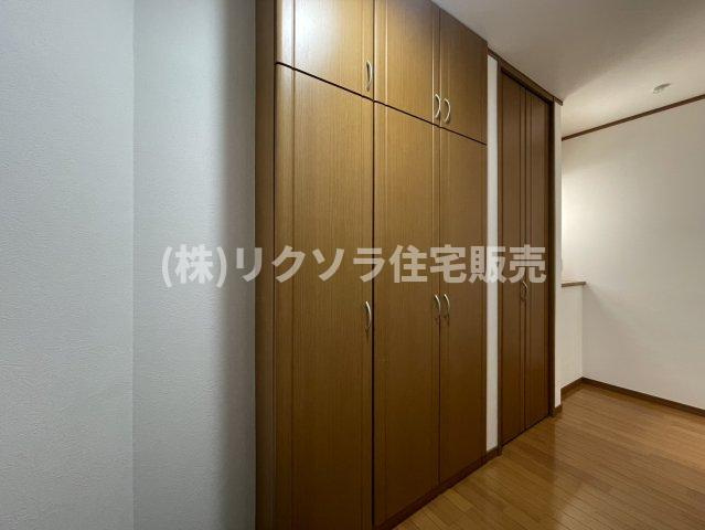佐太中町7丁目　中古一戸建ての収納|大容量廊下収納
■物件内覧・資金計画相談・住宅ローン相談、リフォーム相談、お問合せ受付中■
※当日・翌日のご内覧、ご相談はお電話でのお問合せがスムーズです！