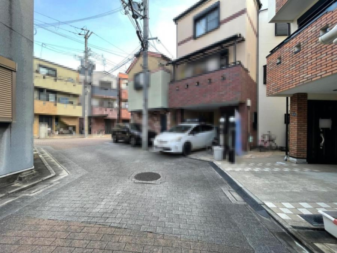 佐太中町7丁目　中古一戸建ての前面道路含む現地写真|■物件内覧・資金計画相談・住宅ローン相談、リフォーム相談、お問合せ受付中■
※当日・翌日のご内覧、ご相談はお電話でのお問合せがスムーズです！