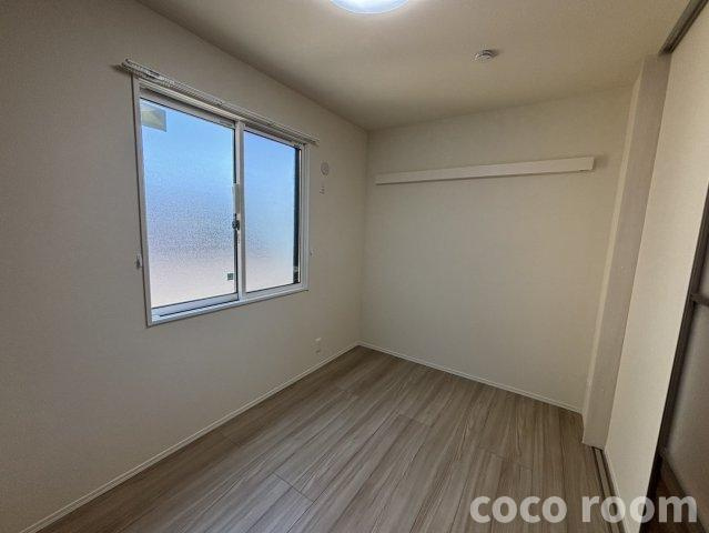 レオンハウスの駐車場