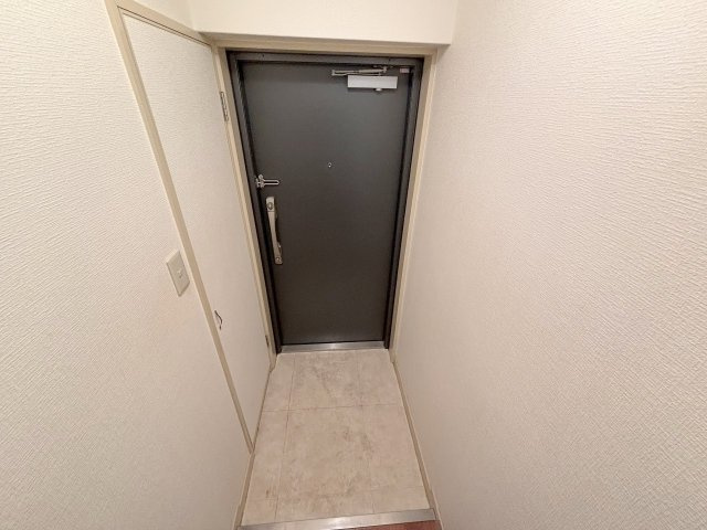 サンロイヤルハイツの玄関