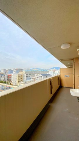 プレサンス神戸和田岬ステーションフロントのバルコニー