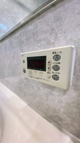 プレサンス神戸和田岬ステーションフロントの発電・温水設備