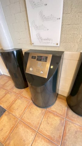 プレサンス神戸和田岬ステーションフロントのロビー