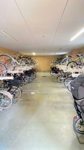 プレサンス神戸和田岬ステーションフロントの駐輪場