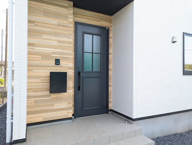 水戸市小吹町2期の玄関|玄関です。玄関は住まいの（顔）です～♪新しい生活を新しい家で♪