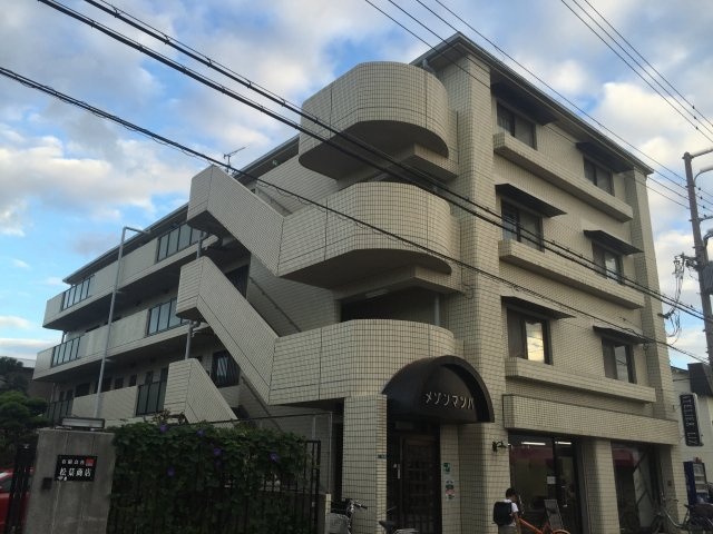 メゾンマツバ店舗