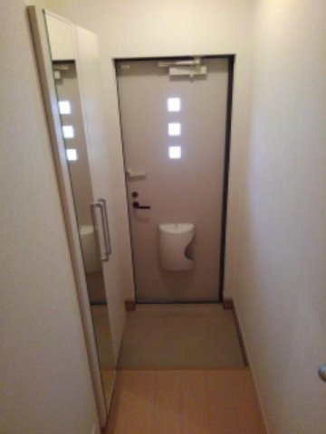 アルカディア　ｐａｒｔ３の玄関