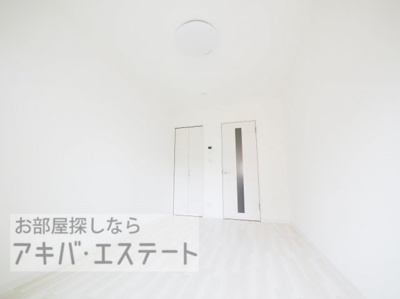 【洋室】 | メドヴェージ谷塚 | 同一仕様写真