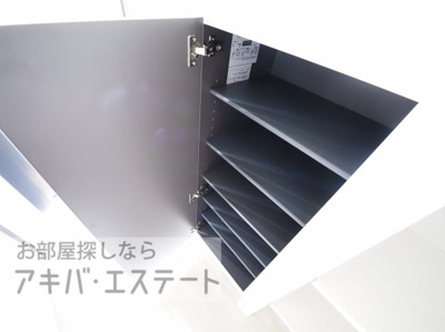 【収納】 | メドヴェージ谷塚 | 同一仕様写真