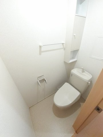 ア・ラ・モード　ヴィラ　Ａのトイレ