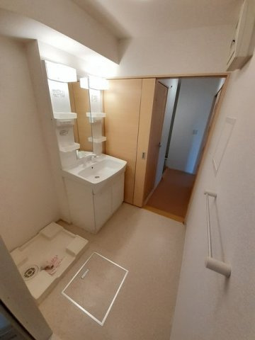 ア・ラ・モード　ヴィラ　Ａの洗面所