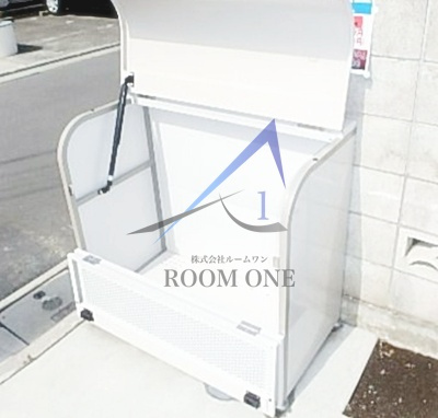 メザードのその他共用部分|敷地内ゴミ置き場です。