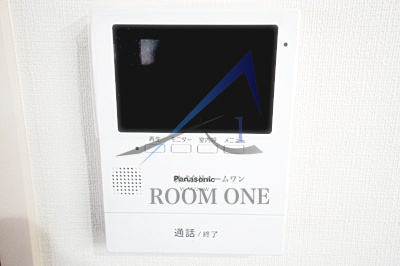メザードのセキュリティ|モニター付きインターホンです。