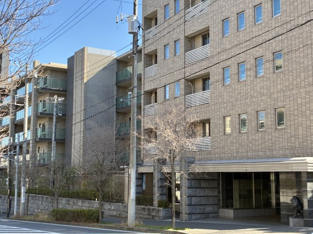 ライオンズたまプラーザ美しの森の外観|東急田園都市線「たまプラーザ」駅 徒歩10分