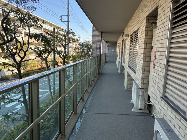 ライオンズたまプラーザ美しの森のその他共用部分|共用廊下