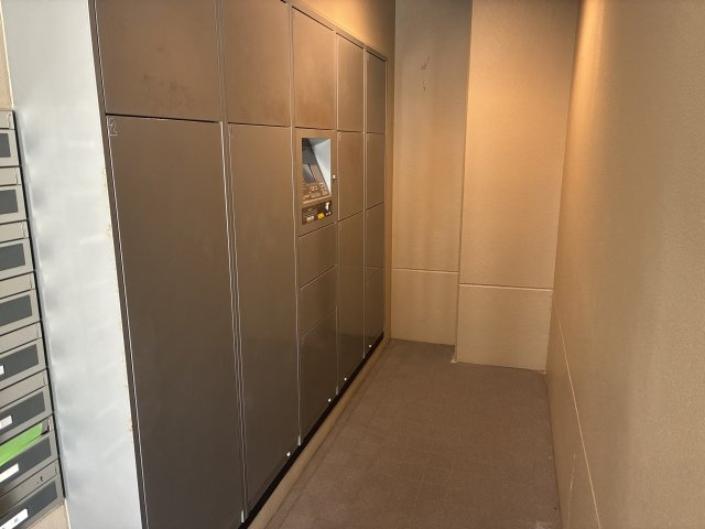 ライオンズたまプラーザ美しの森のその他共用部分|宅配ボックス