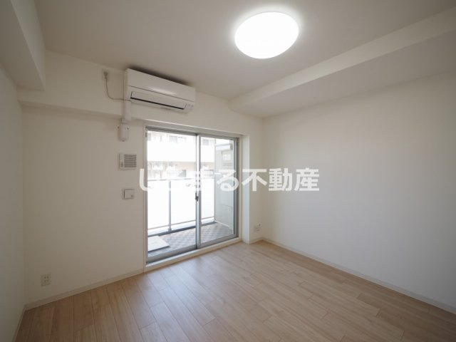 アーバネックス谷町Ⅱの居間・リビング