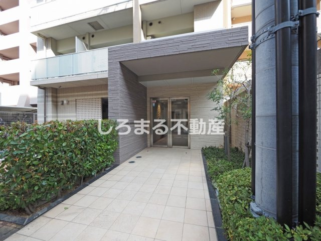 アーバネックス谷町Ⅱのエントランス