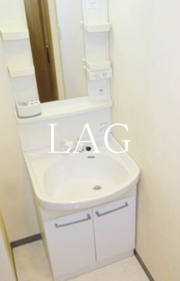 【洗面所】 | レジデンス武井 | 洗面台です。