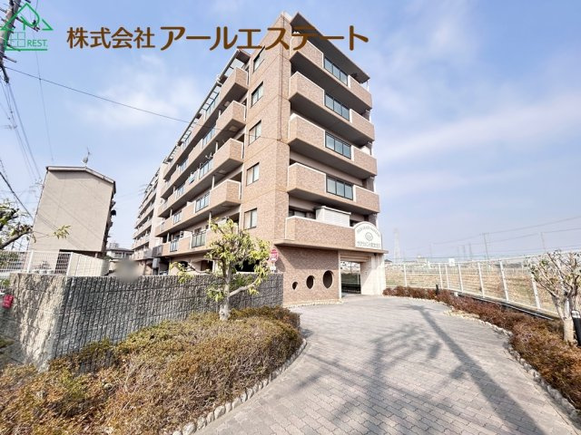 サクラメント東加古川　　山陽電鉄「別府駅」徒歩9分の外観