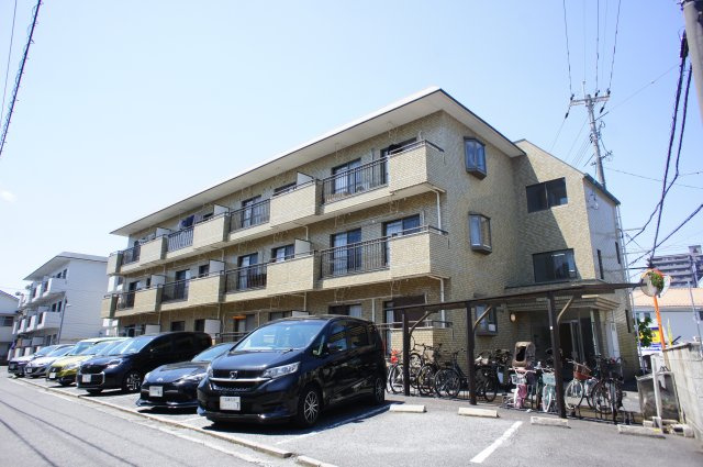 長束メゾン小谷の外観