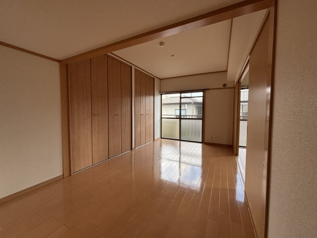 長束メゾン小谷の居間・リビング