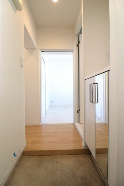 パールハイツの玄関