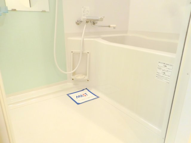 セレニテ高槻の浴室