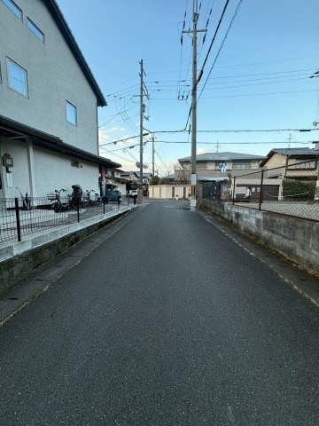 岩倉長谷町土地の前面道路含む現地写真