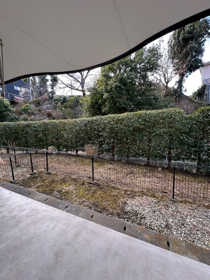 【庭】 | ライリッヒ・ストーレ | 専用庭でゆったり過ごせます♪2部屋から出入りできるのでお洗濯物の出し入れに便利♪