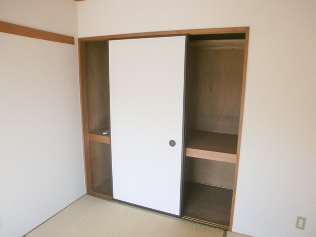 コーワエメラルドマンションの収納|和室の収納です。