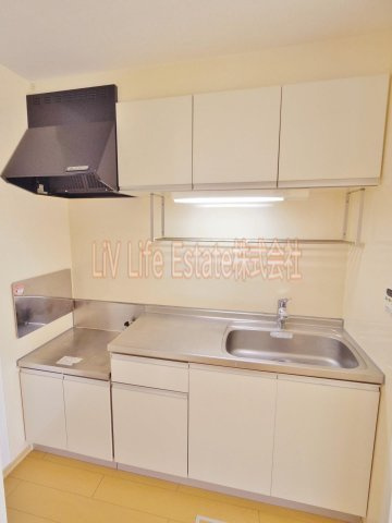 東村山市廻田町１丁目のアパートのキッチン